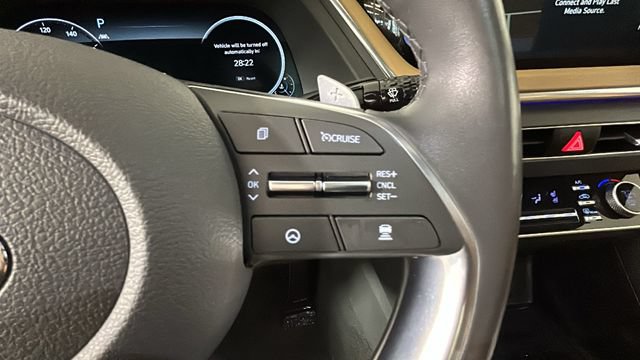 Used 2021 Hyundai Sonata Limited w/ Winter Weather Package FWD image 16