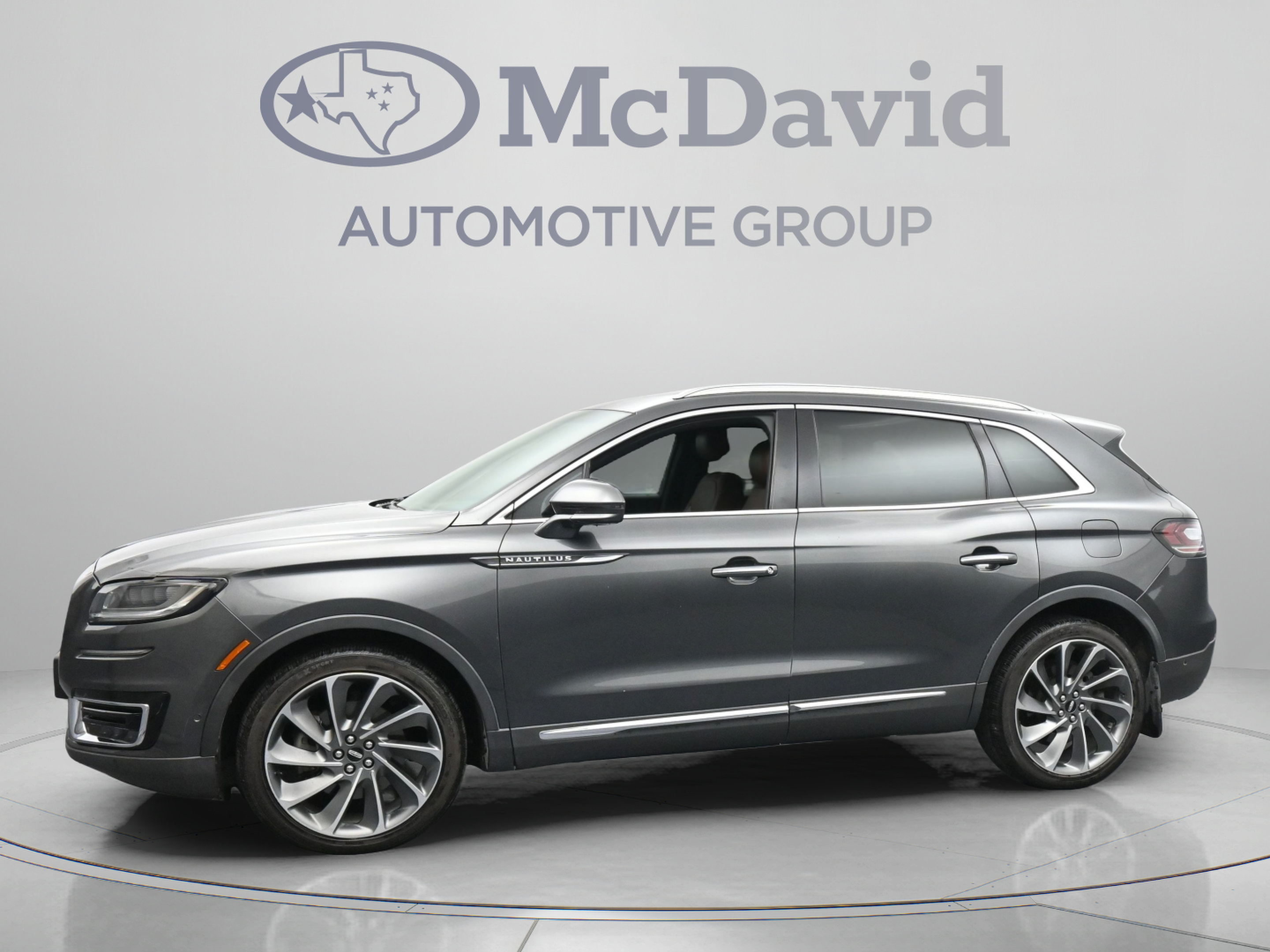 Used 2020 Lincoln Nautilus Reserve w/ Equipment Group 202A AWD/4WD image 5