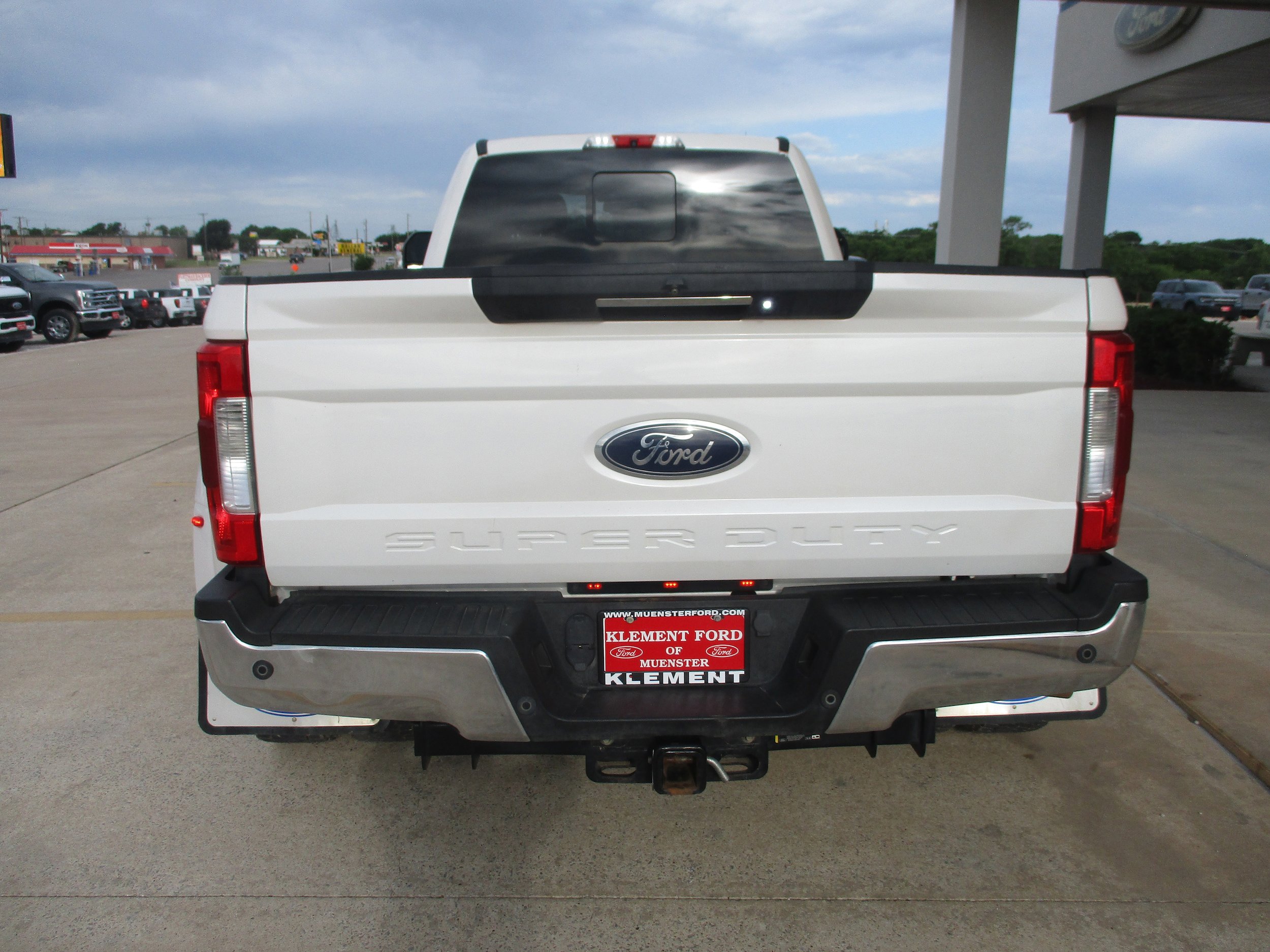 Used 2019 Ford F350 Lariat w/ Lariat Ultimate Package AWD/4WD image 10