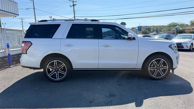 Used 2019 Ford Expedition Limited w/ Special Edition Package AWD/4WD image 7
