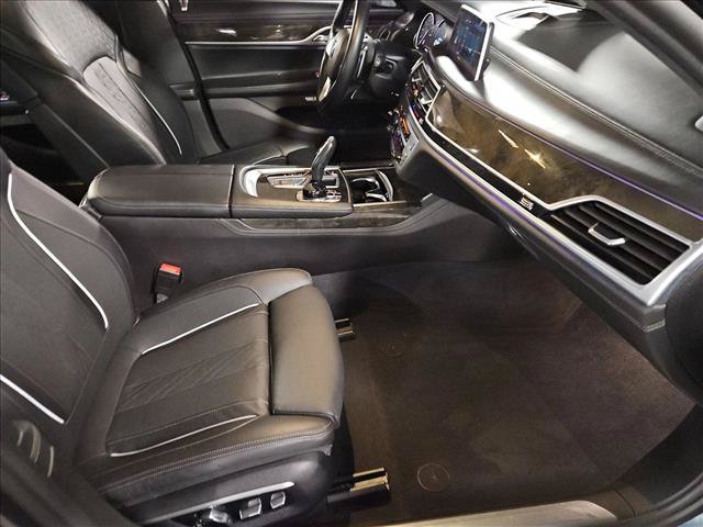 Used 2017 BMW ALPINA B7 xDrive AWD/4WD image 23