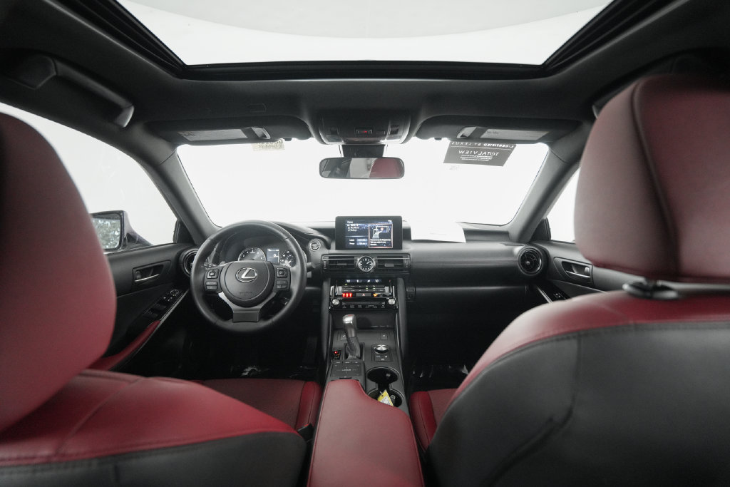 Certified 2025 Lexus IS 350 F Sport RWD image 15