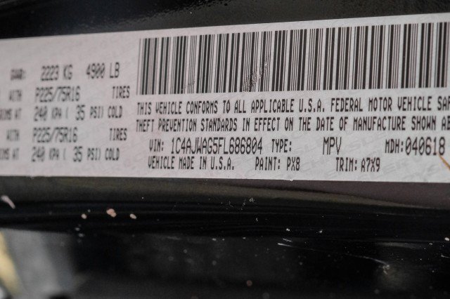 Used 2015 Jeep Wrangler Sport w/ Mopar Black Appearance Group AWD/4WD image 46