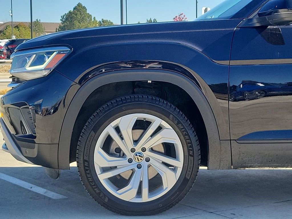 Used 2022 Volkswagen Atlas SE w/ Panoramic Sunroof Package AWD/4WD image 39