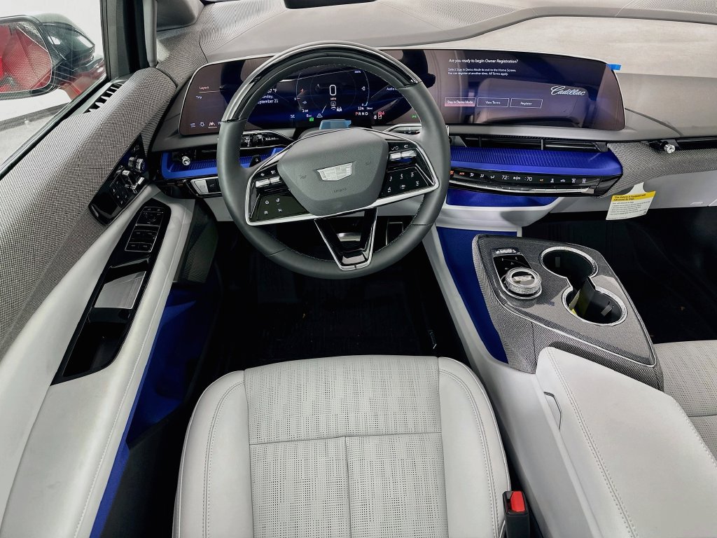 New 2027 Cadillac Optiq Premium Sport w/ LPO, Floor Liner Package AWD/4WD image 29