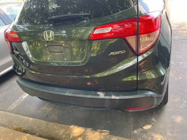 Used 2018 Honda HR-V EX image 9