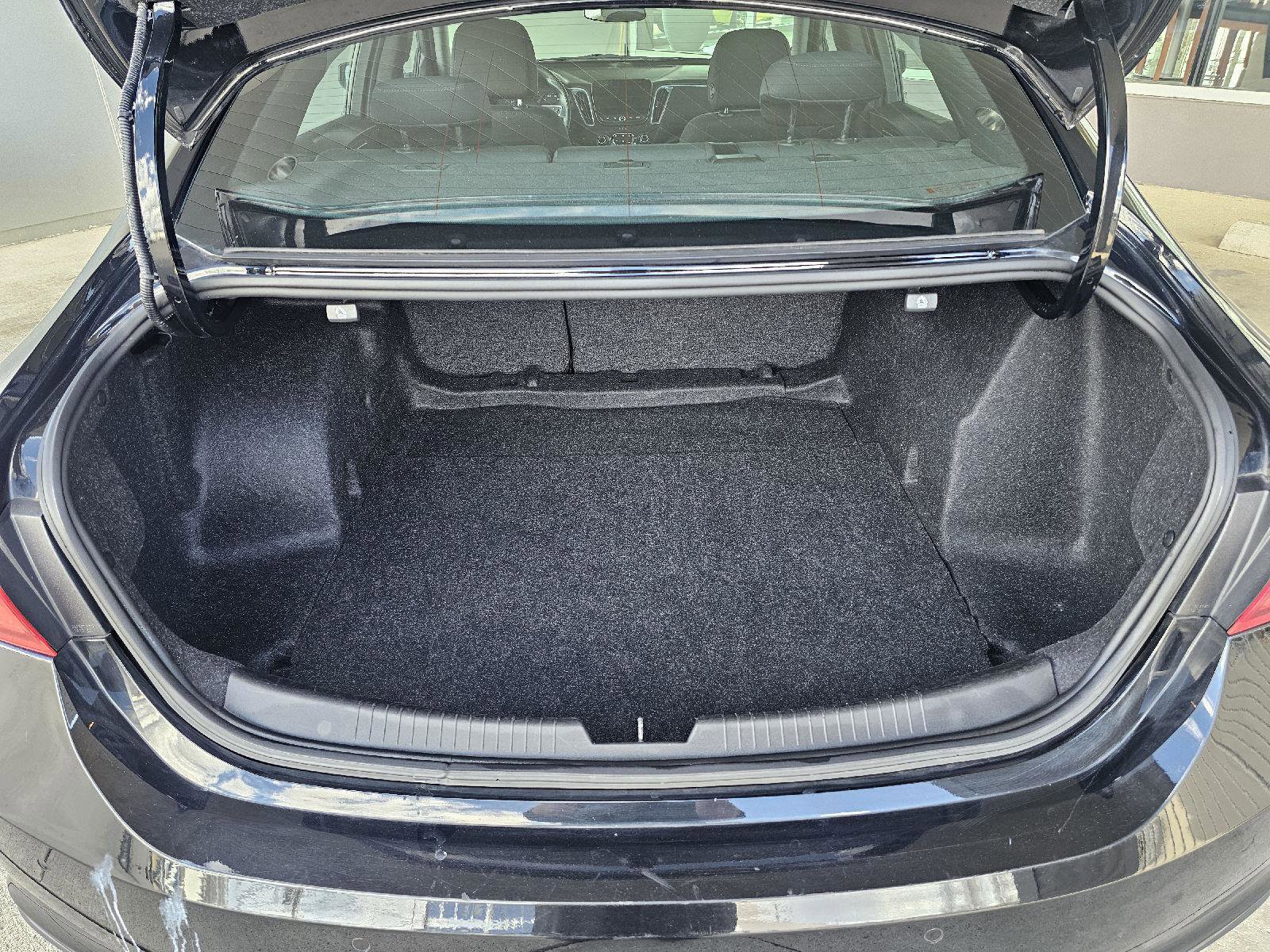 Used 2024 Chevrolet Malibu LT image 15