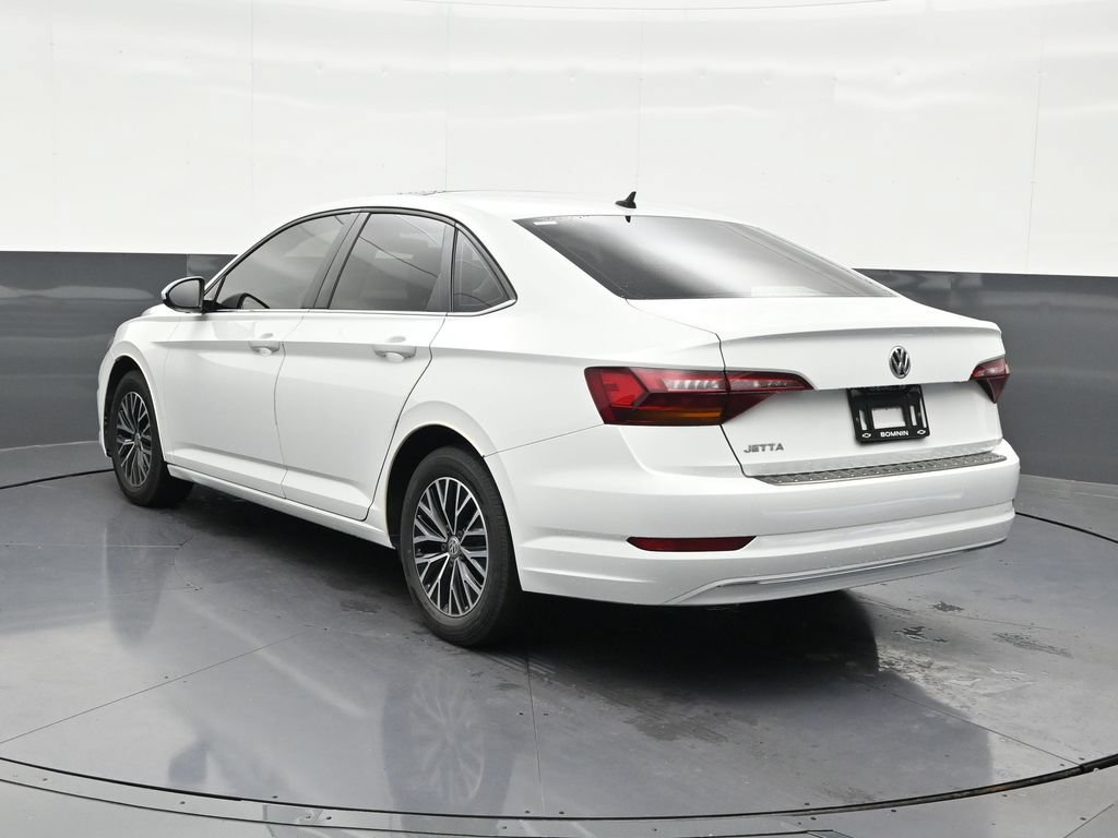 Used 2019 Volkswagen Jetta SE FWD image 3