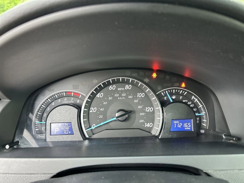 Used 2012 Toyota Camry LE FWD image 19