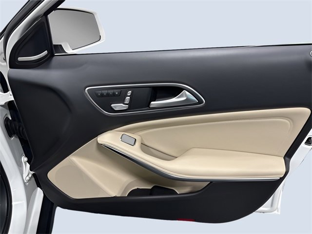 Certified 2020 Mercedes-Benz GLA 250 4MATIC image 29