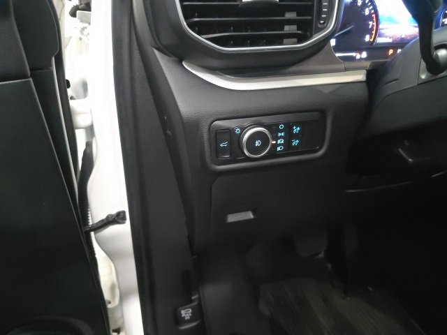 Used 2023 Ford Explorer XLT w/ Equipment Group 202A image 18