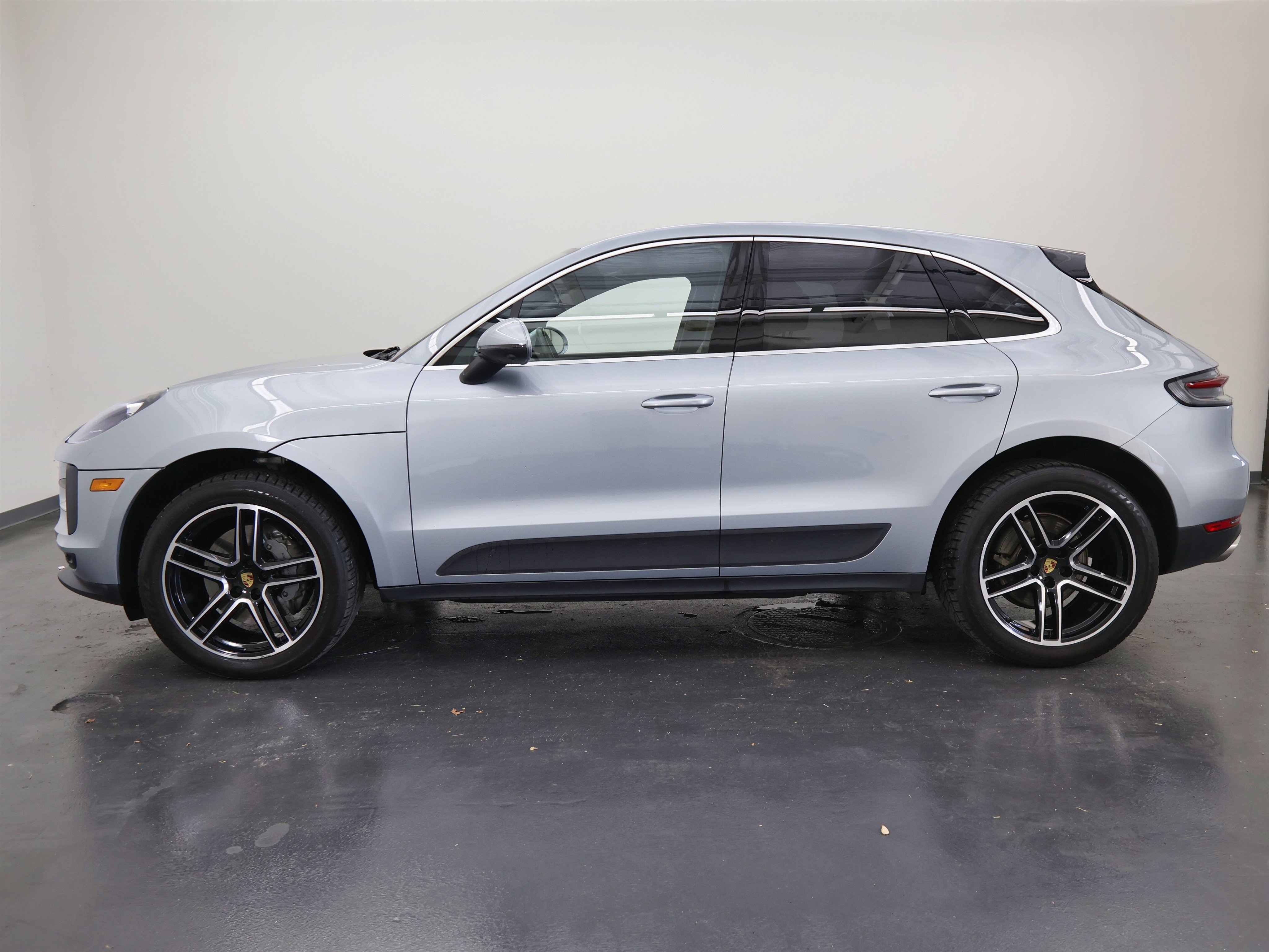Used 2021 Porsche Macan S image 5