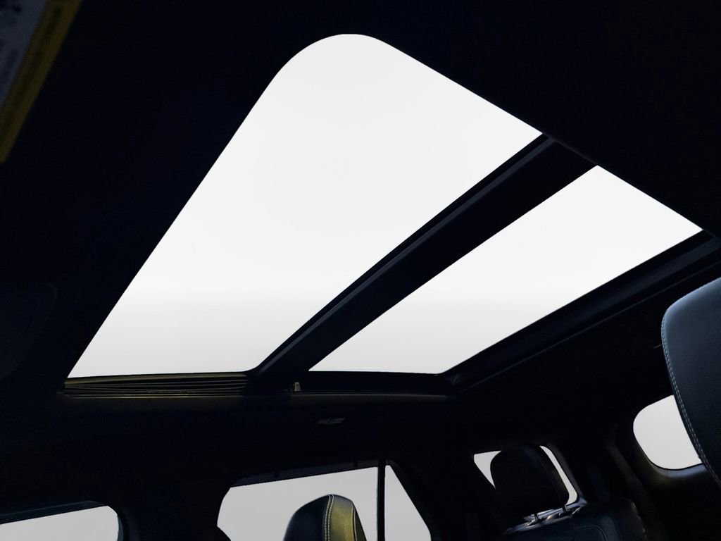 Used 2022 Ford Explorer ST w/ Equipment Group 401A image 23