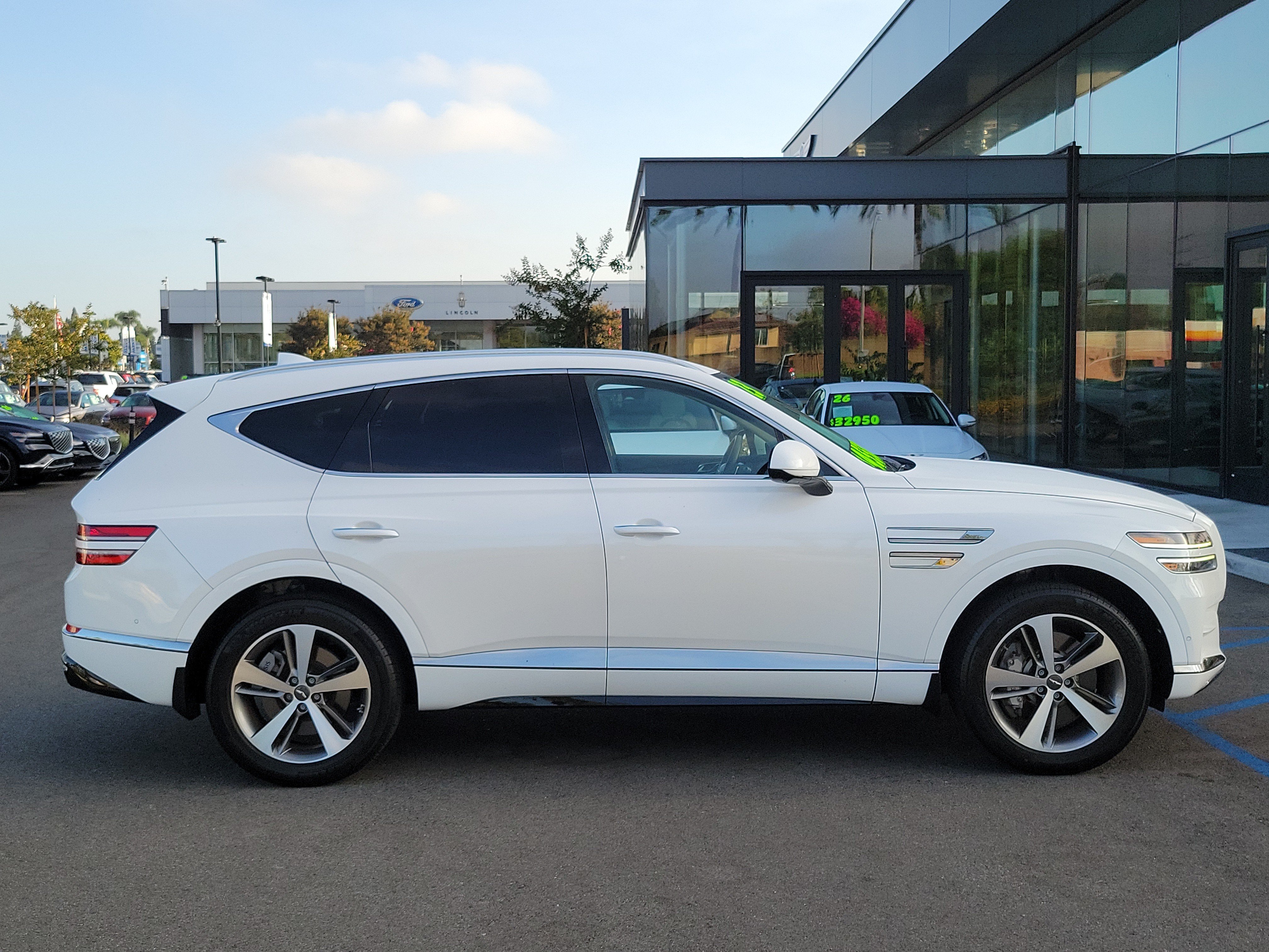 Certified 2023 Genesis GV80 3.5T w/ Cargo Package AWD/4WD image 5