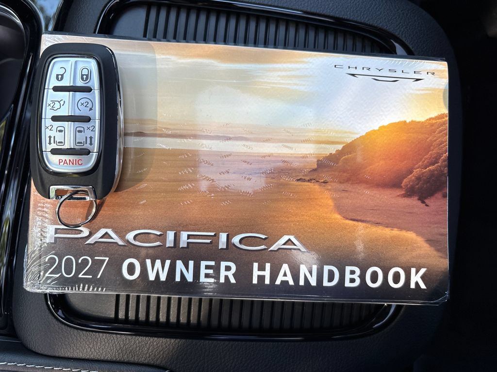 New 2027 Chrysler Pacifica Limited FWD image 24
