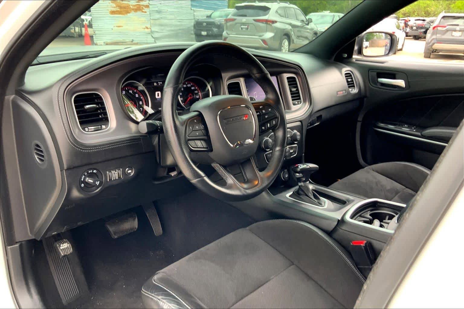 Used 2023 Dodge Charger Scat Pack w/ Plus Group RWD image 17