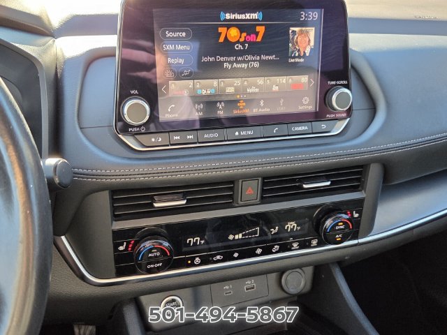 Used 2023 Nissan Rogue SV w/ SV Premium B Package FWD image 18