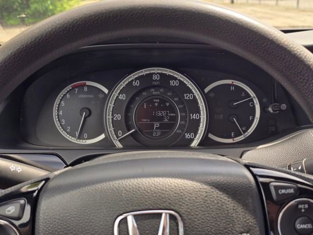 Used 2017 Honda Accord LX image 23