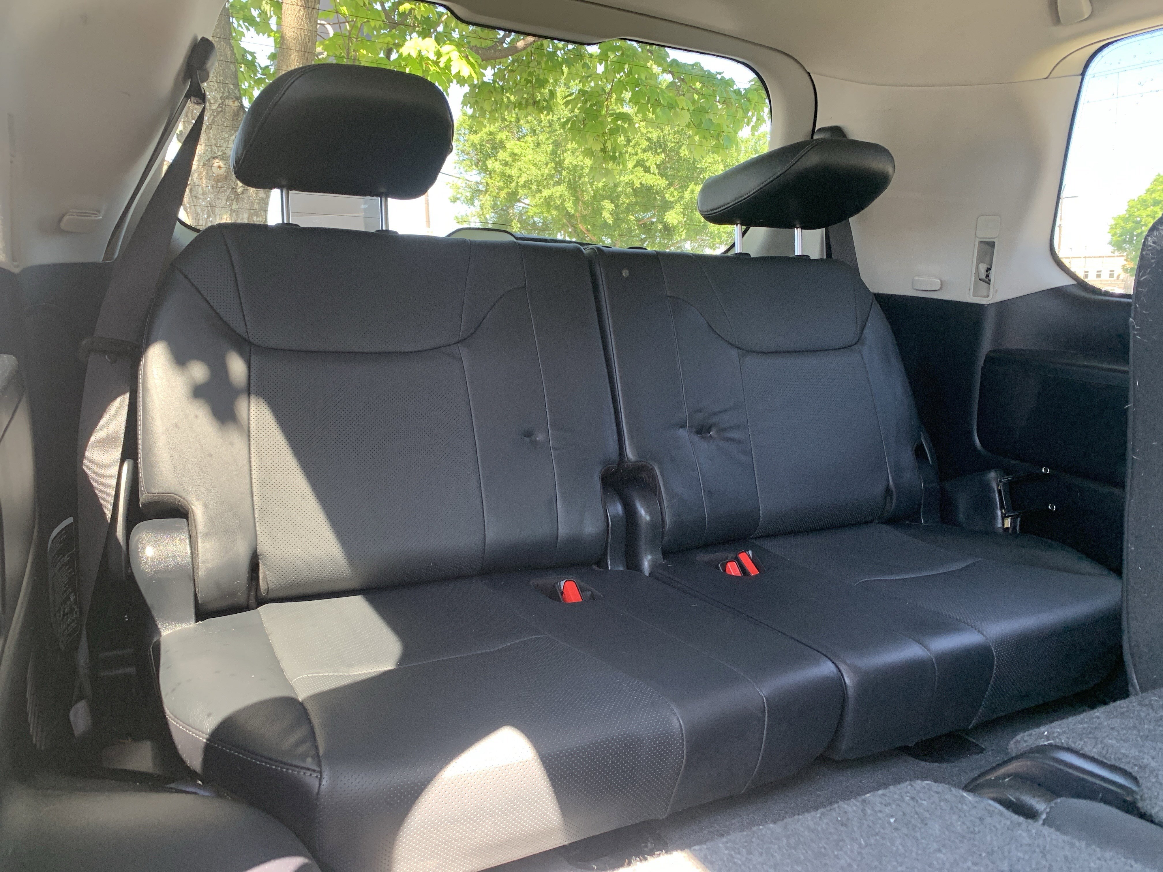Used 2018 Lexus LX 570 4WD w/ Luxury Package image 33