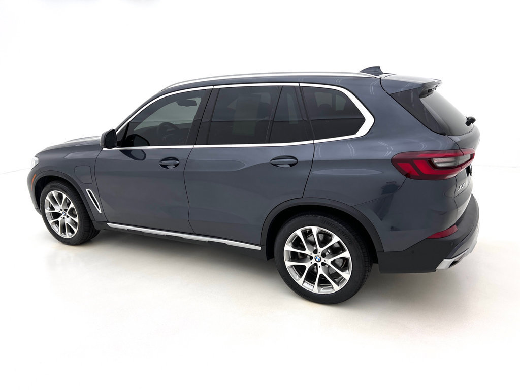 Used 2021 BMW X5 xDrive45e w/ Executive Package AWD/4WD image 10