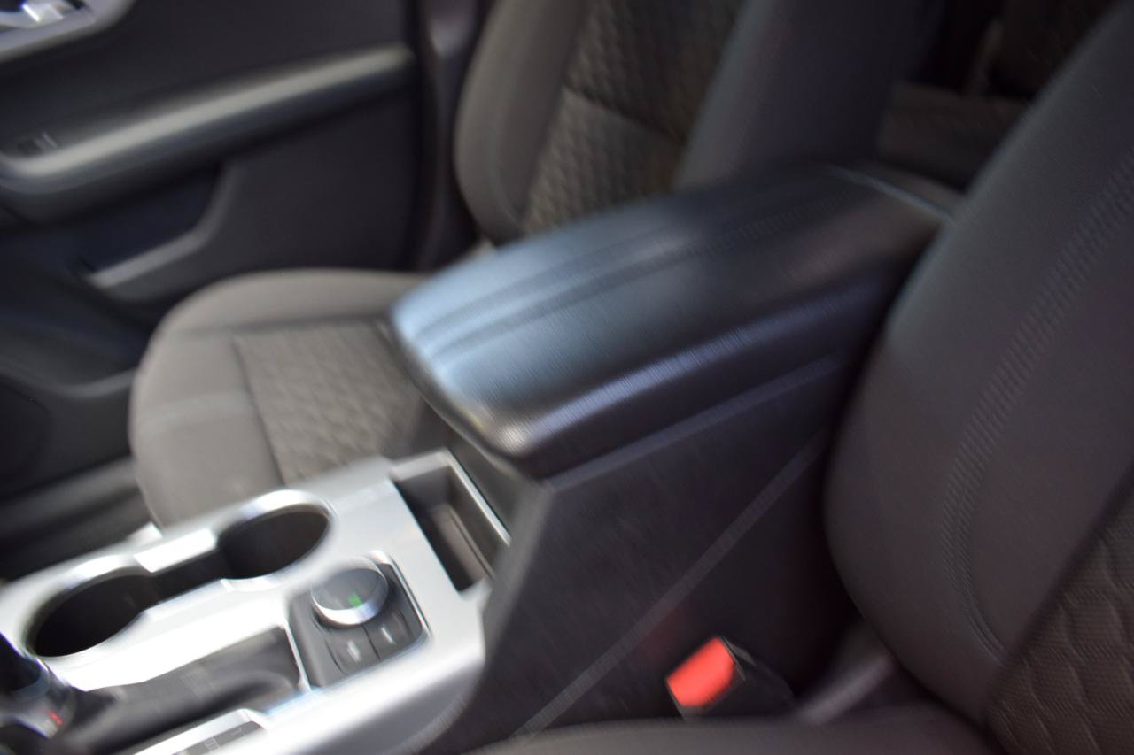 Used 2022 Chevrolet Blazer LT FWD image 33