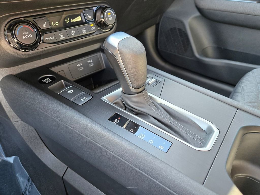 New 2026 Nissan Kicks SV w/ SV Premium Package FWD image 13