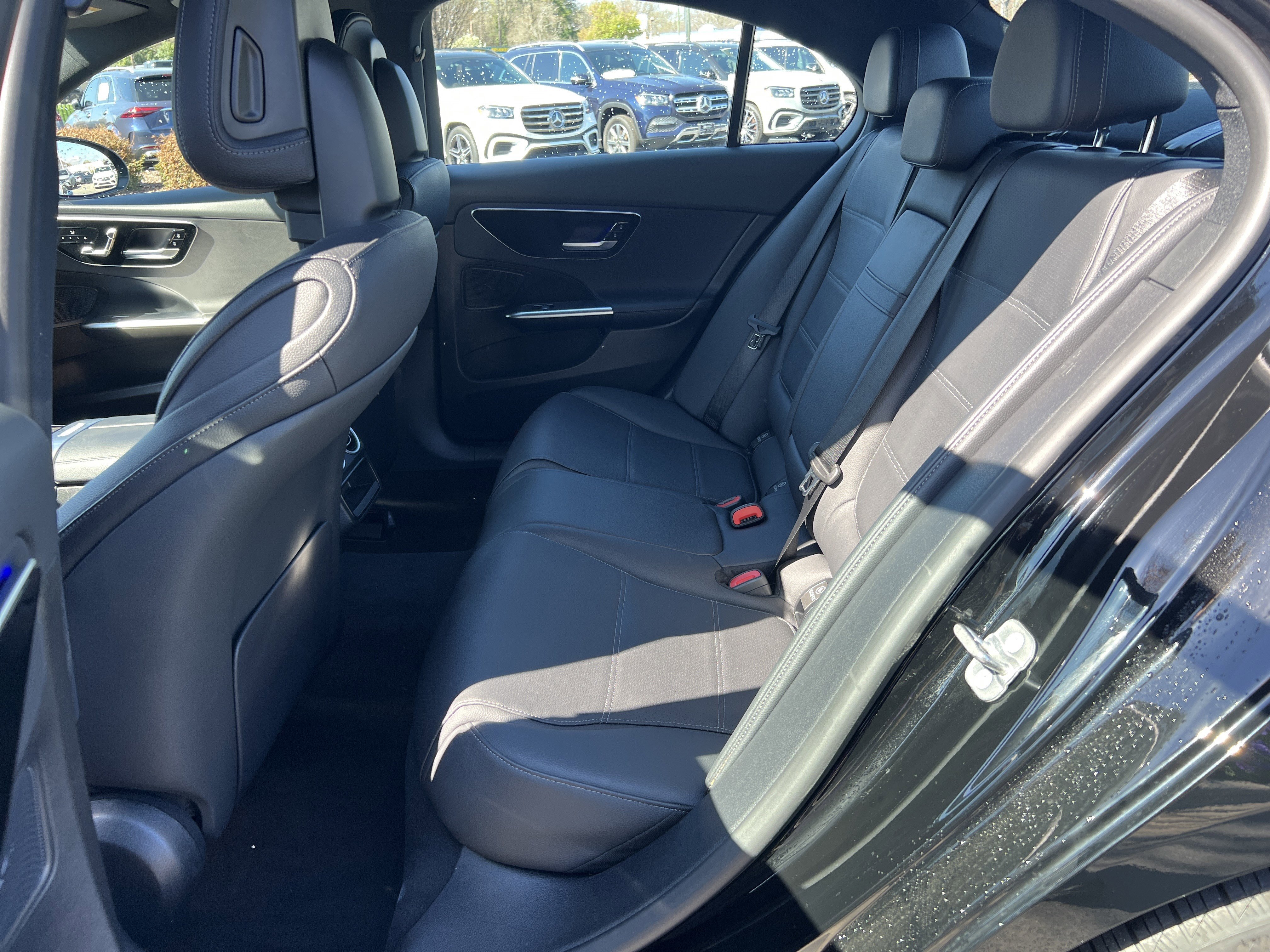 Certified 2024 Mercedes-Benz C 300 4MATIC Sedan image 33