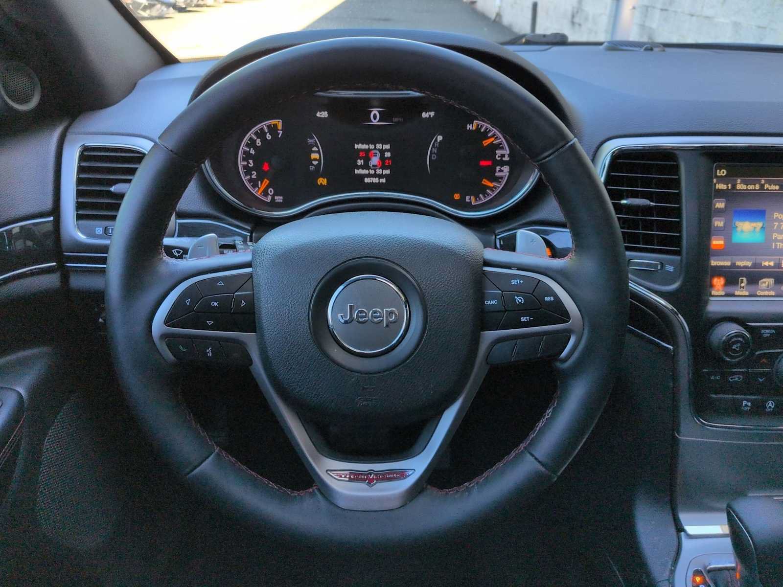 Used 2017 Jeep Grand Cherokee Trailhawk AWD/4WD image 25