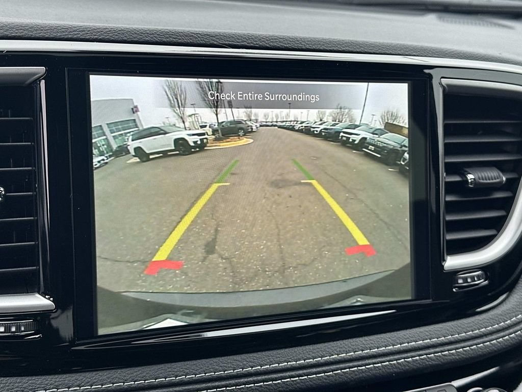 New 2026 Chrysler Pacifica Select w/ S Appearance Package AWD/4WD image 24