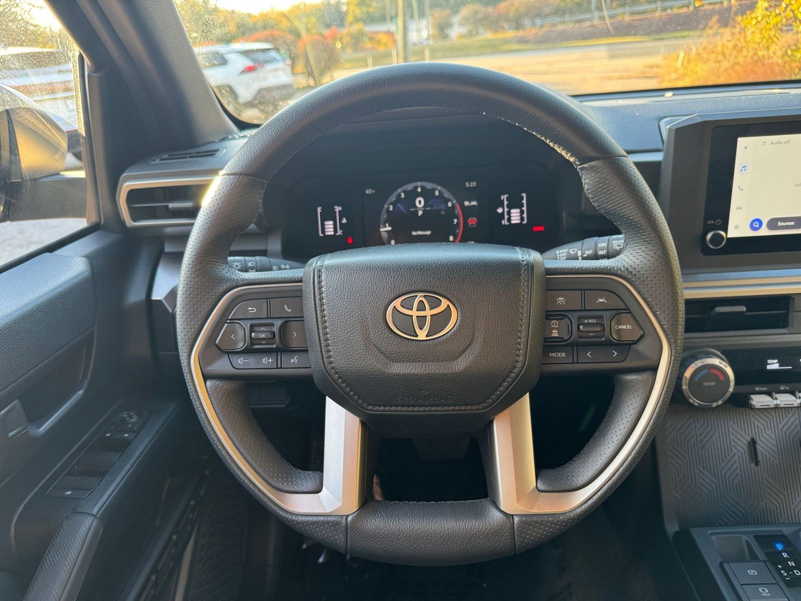 Used 2025 Toyota 4Runner SR5 image 29