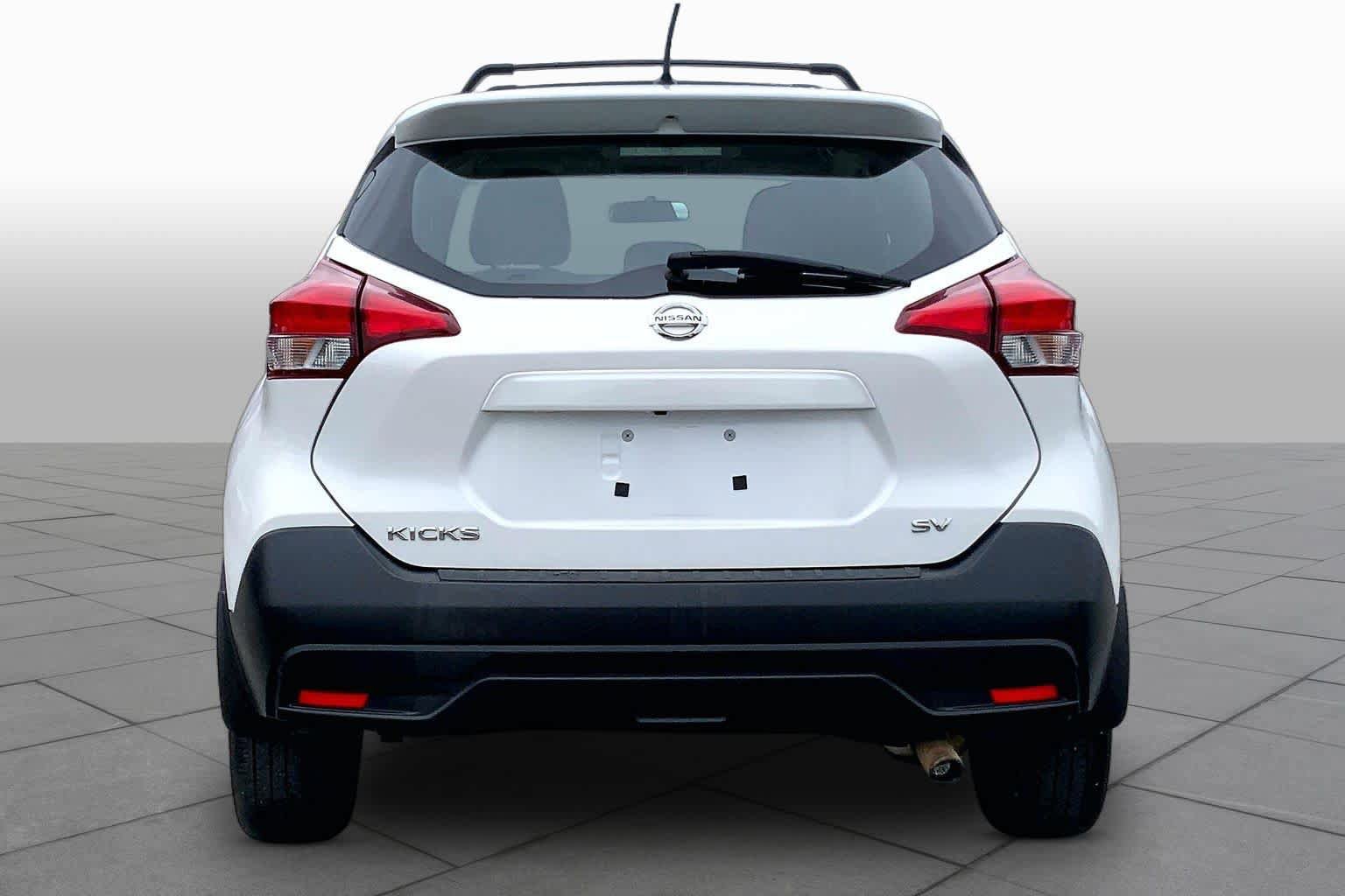 Used 2019 Nissan Kicks SV w/ Exterior Package image 5