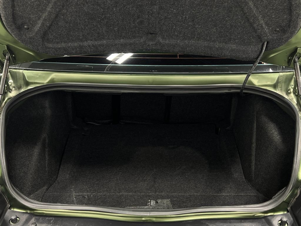 Used 2023 Dodge Challenger R/T w/ Plus Package image 28