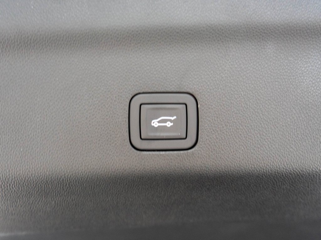 New 2026 GMC Yukon XL Elevation w/ Elevation Premium Package image 35