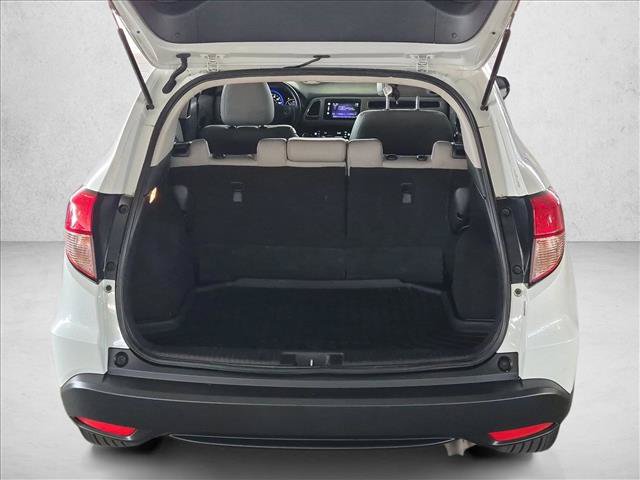 Used 2017 Honda HR-V EX-L image 6