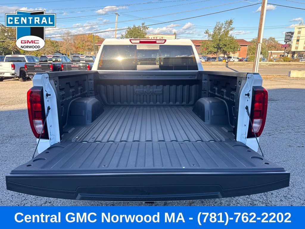 New 2026 GMC Sierra 1500 Elevation w/ Elevation Premium Package AWD/4WD image 11