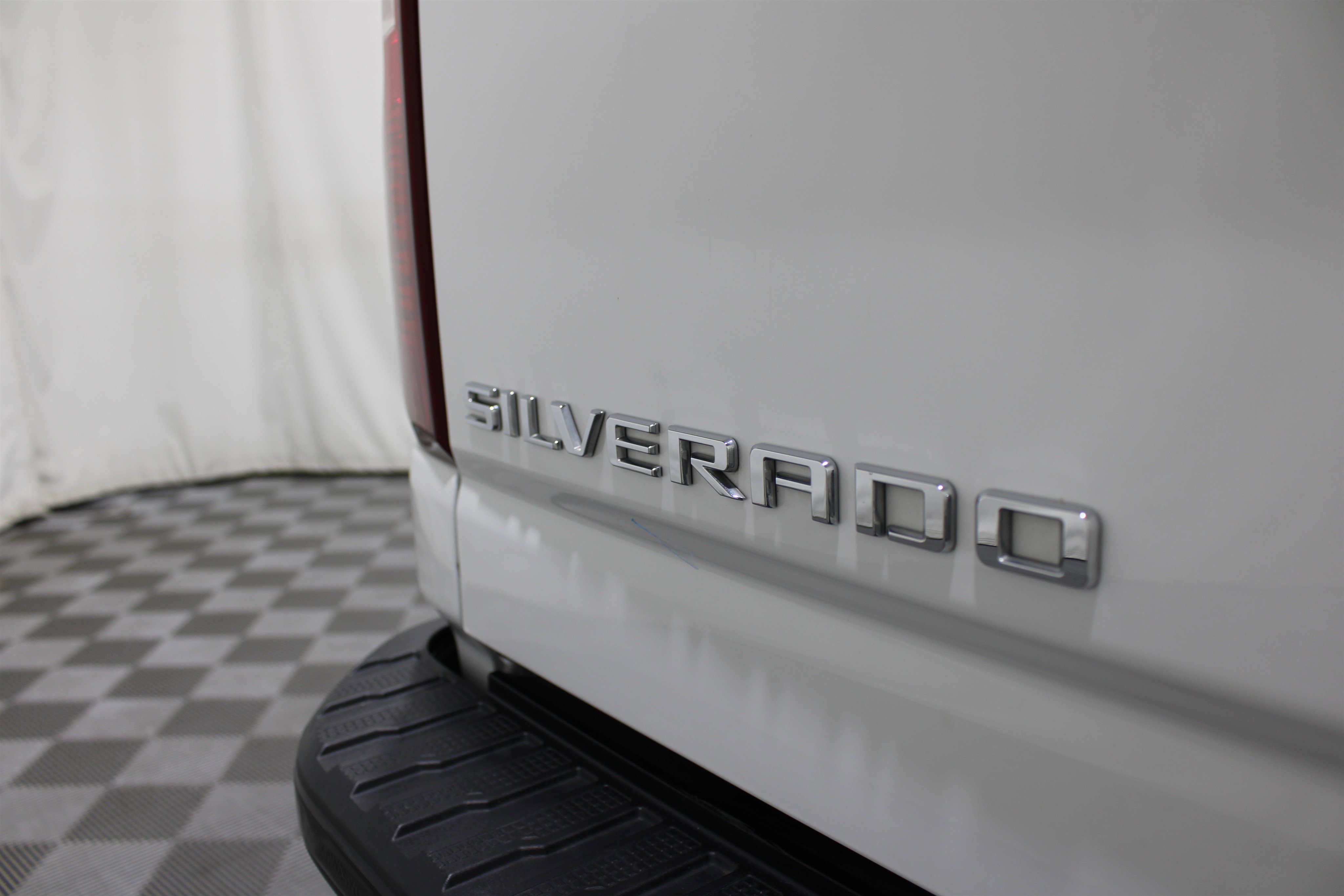 Used 2025 Chevrolet Silverado 2500 Custom w/ Custom Convenience Package AWD/4WD image 24
