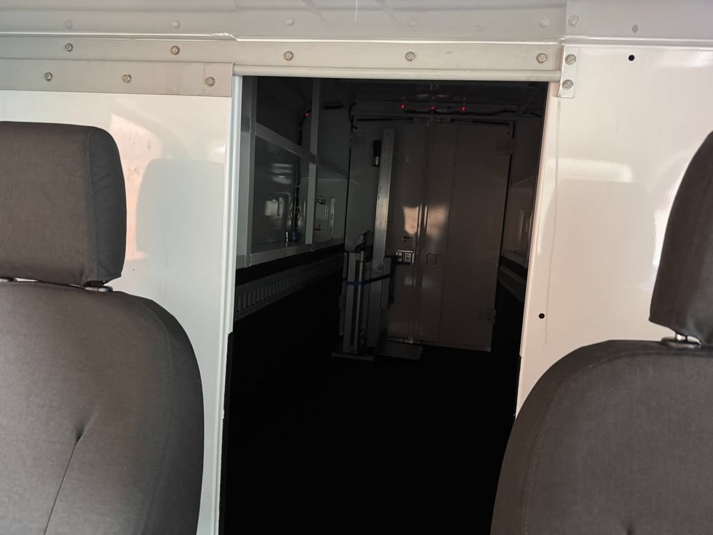 New 2026 Ford Transit 350 AWD image 31