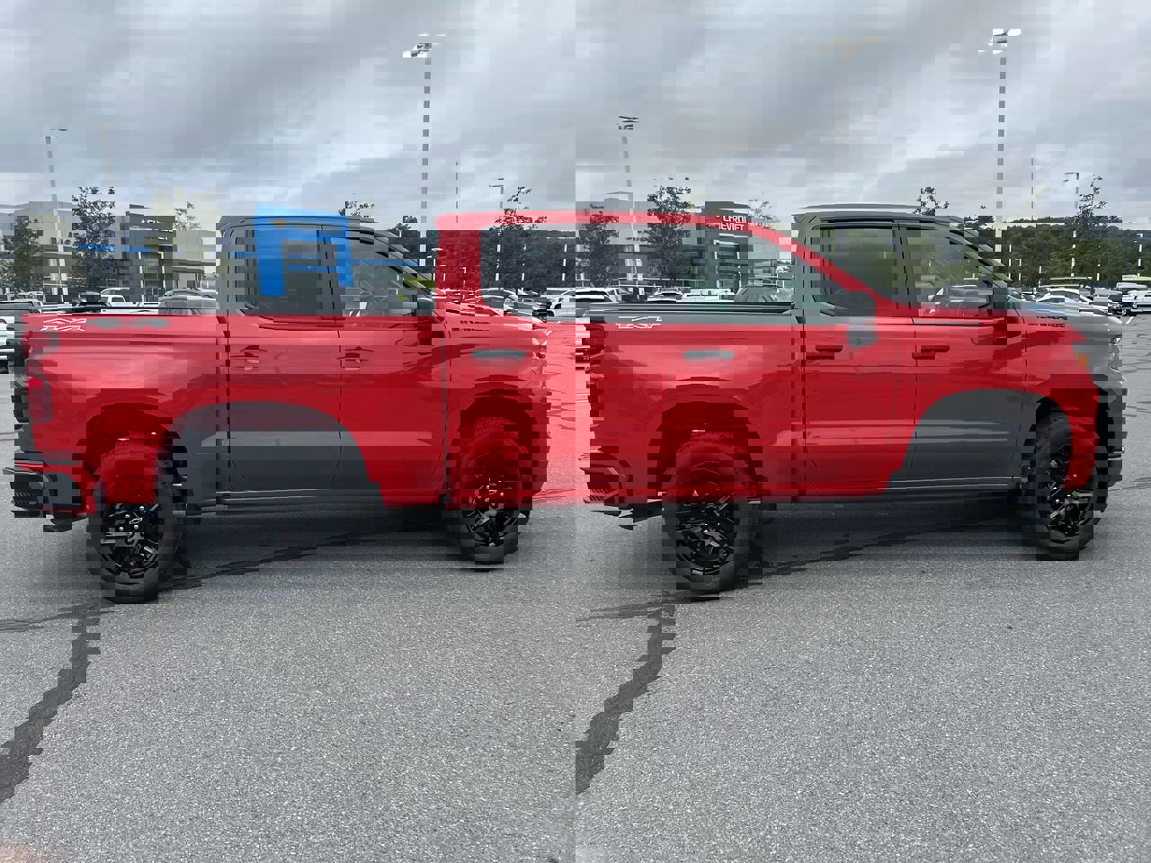 New 2026 Chevrolet Silverado 1500 Custom w/ Rally Edition image 8