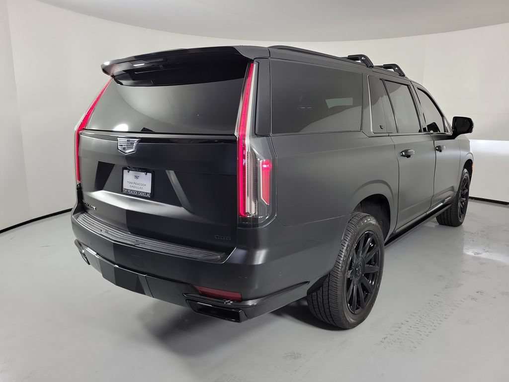 Certified 2022 Cadillac Escalade ESV Premium Luxury Platinum AWD/4WD image 3