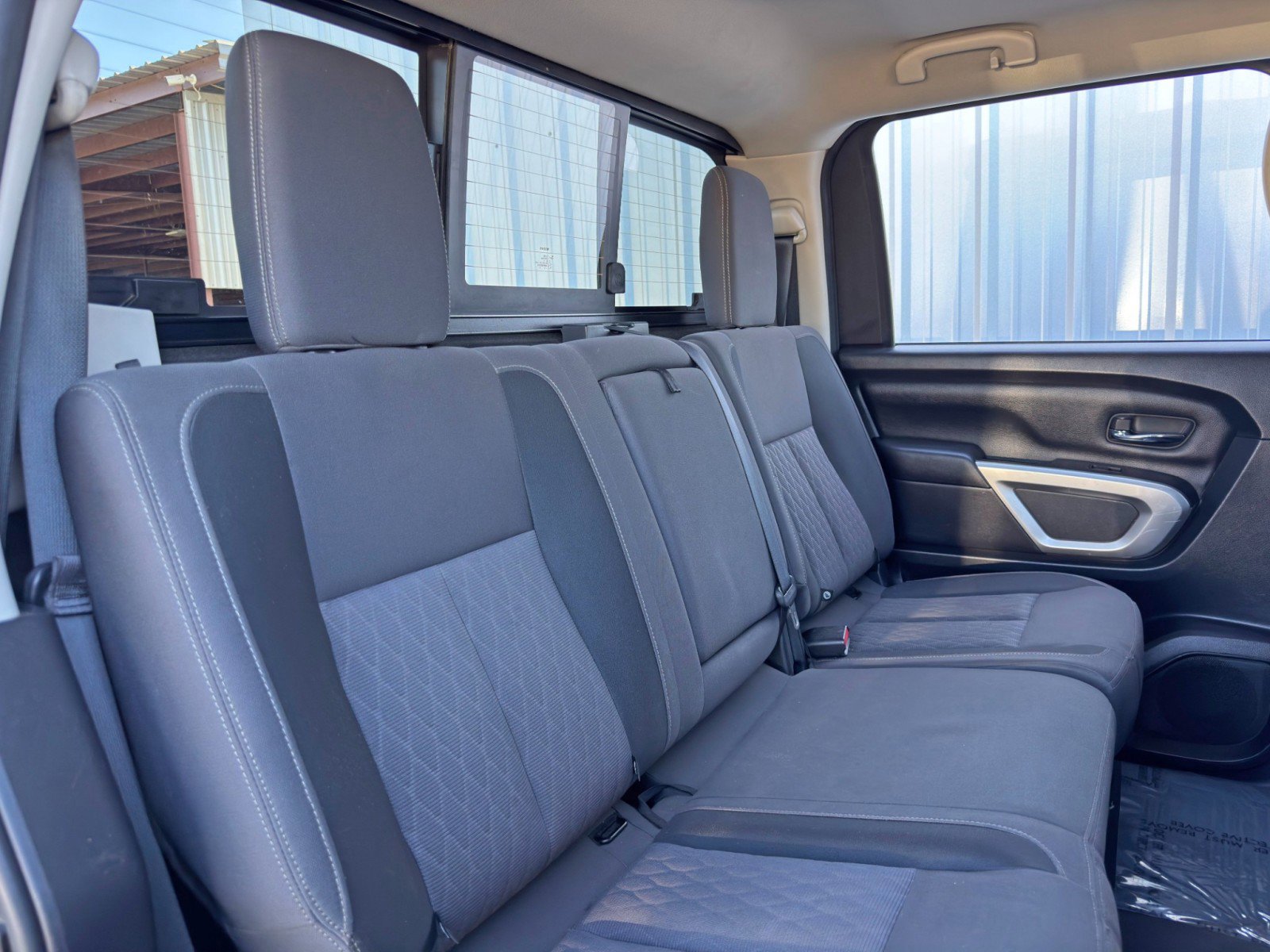 Used 2021 Nissan Titan SV w/ SV Convenience Package AWD/4WD image 31