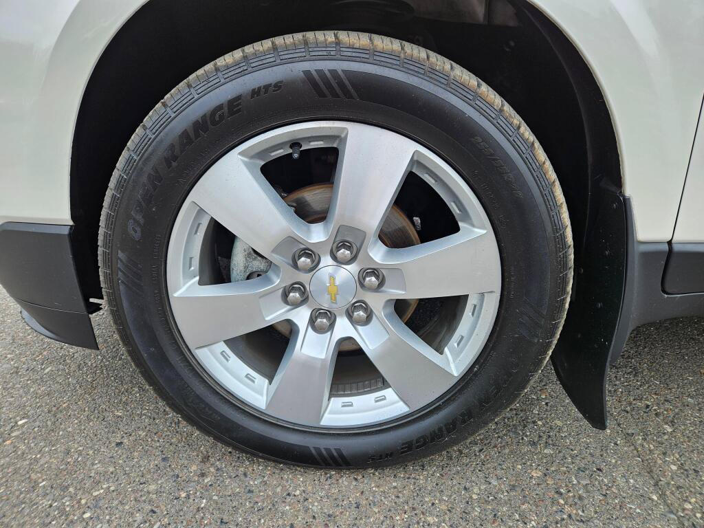 Used 2014 Chevrolet Traverse LTZ AWD/4WD image 8