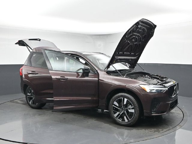 New 2027 Volvo XC60 B5 Core AWD/4WD image 51