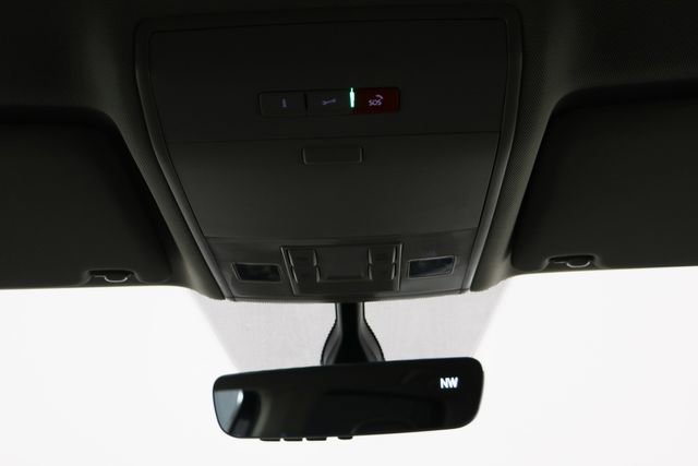 Used 2023 Volkswagen Atlas SE image 27