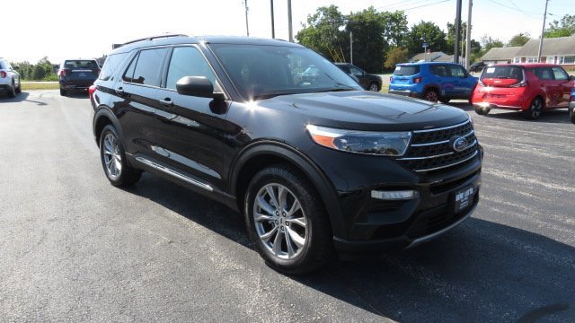 Certified 2022 Ford Explorer XLT w/ Equipment Group 202A