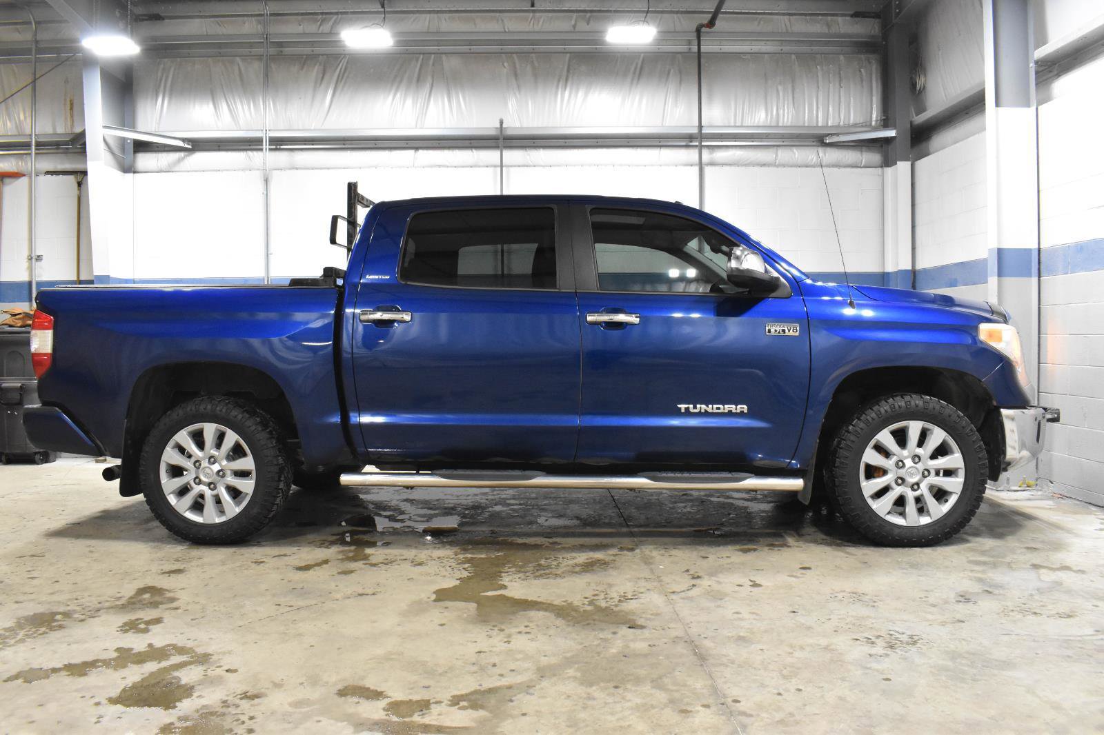 Used 2015 Toyota Tundra Limited image 27