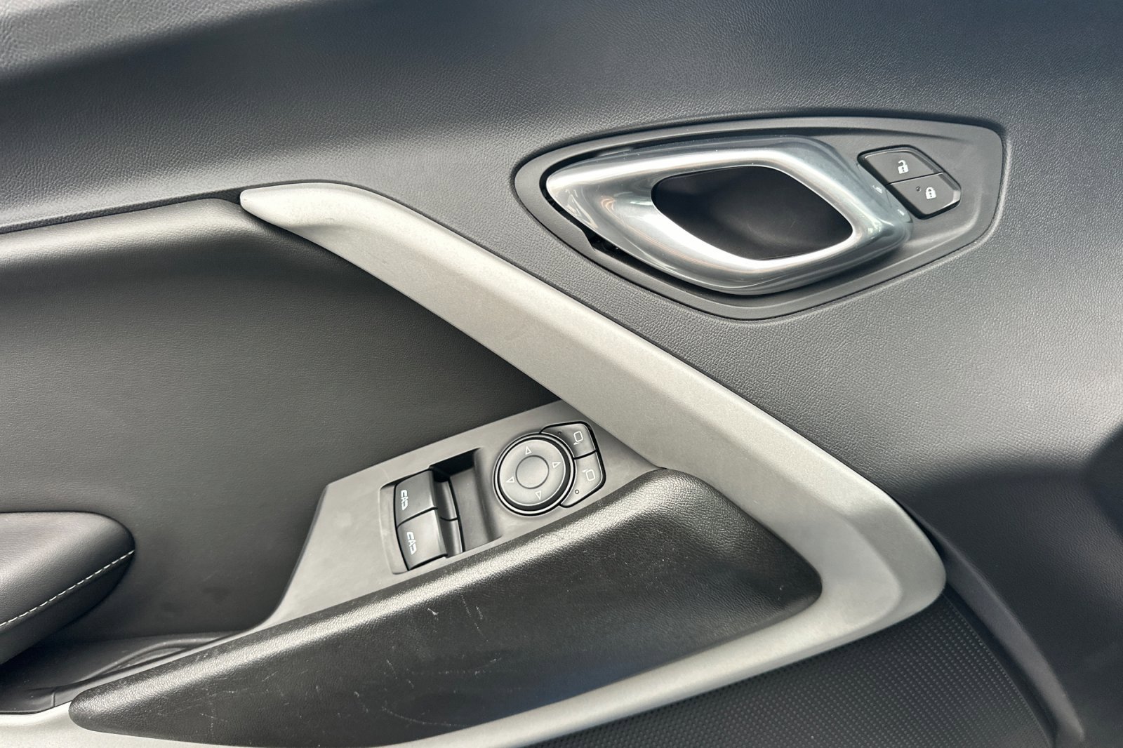 Certified 2022 Chevrolet Camaro SS image 11