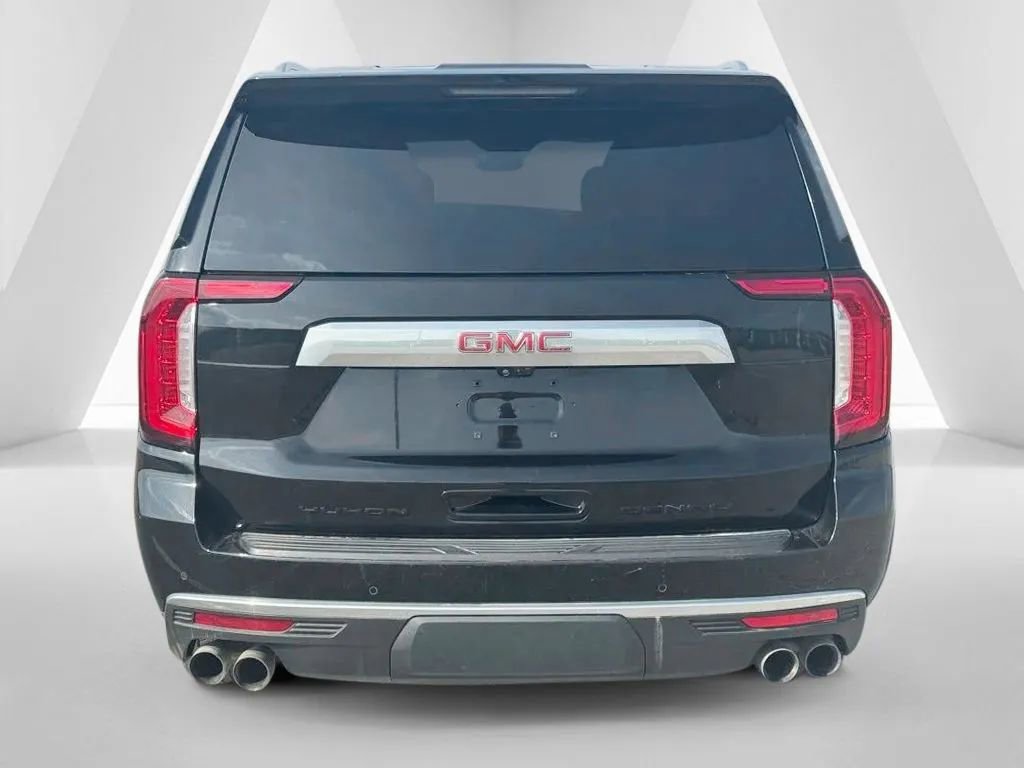 Used 2023 GMC Yukon XL Denali w/ Denali Reserve Package AWD/4WD image 6