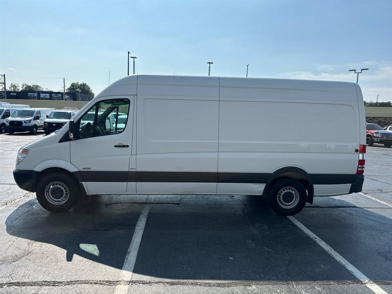 Used 2011 Mercedes-Benz Sprinter 2500 image 5