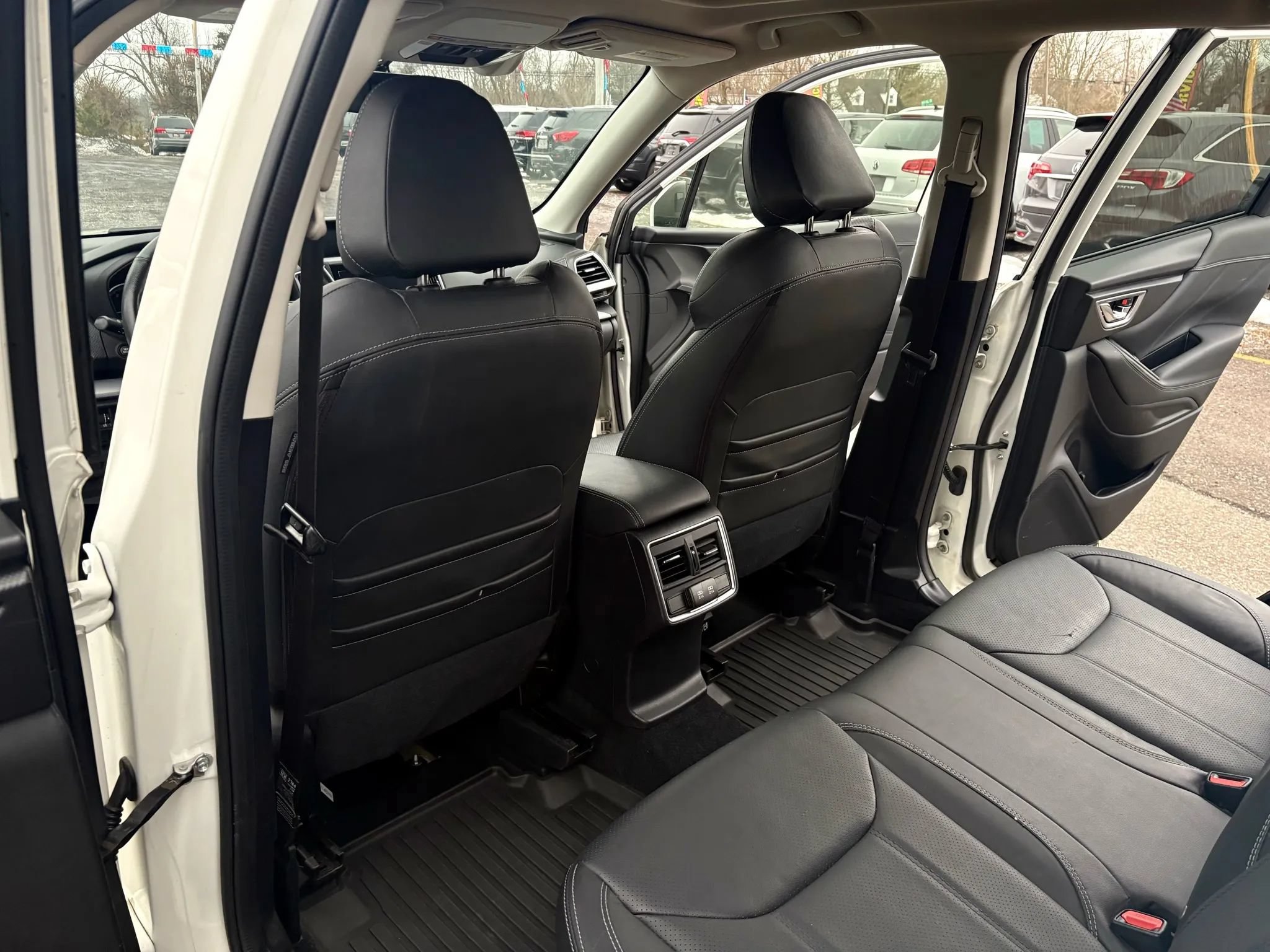 Used 2019 Subaru Forester Limited AWD/4WD image 18