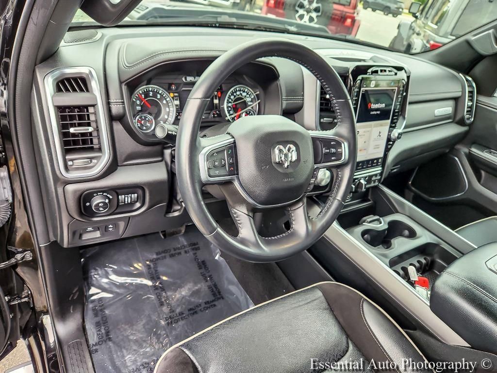 Used 2024 RAM 1500 Laramie AWD/4WD image 11